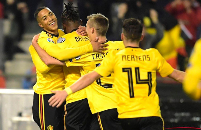 Tielemans mở tỷ số cho chủ nhà sau cú sút đẹp mắt.