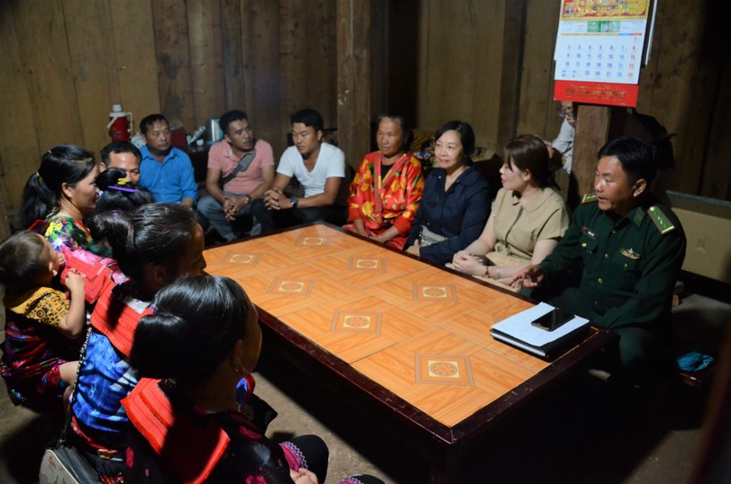 Công tác phổ cập giáo dục được đẩy mạnh, góp phần nâng cao dân trí.