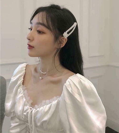 Kẹp tóc bản to: Phụ kiện làm mưa làm gió trong hè 2019 ảnh 3 Kẹp tóc bản to: Phụ kiện làm mưa làm gió trong hè 2019 ảnh 2