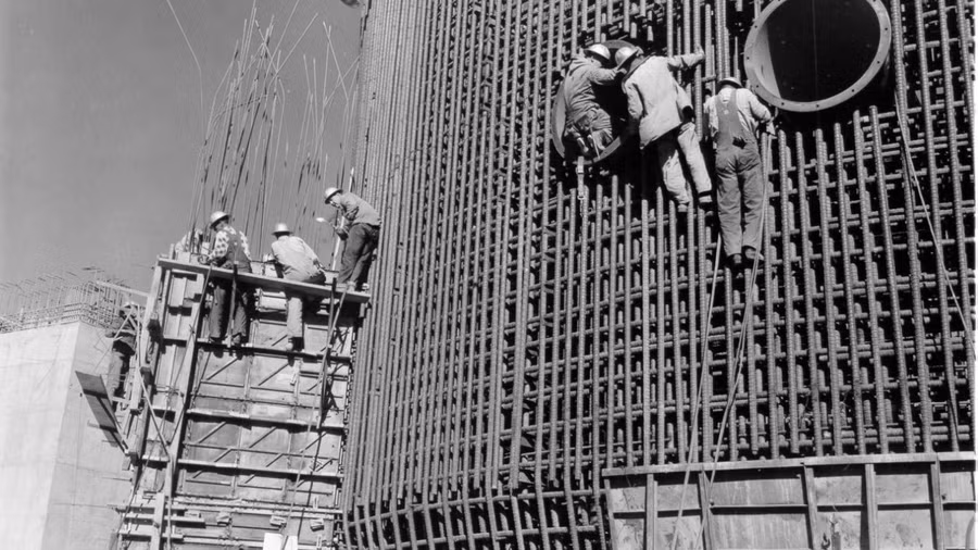 Xây dựng silo tên lửa thời Chiến tranh lạnh.