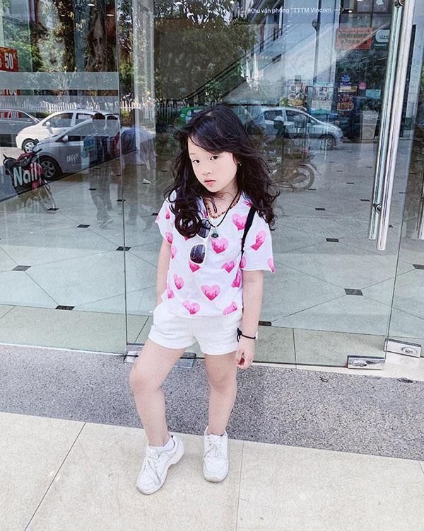 noi chang ngoa, cac co chu cung phai xach dep chay theo phong cach cua 5 nhoc ti nay - 19