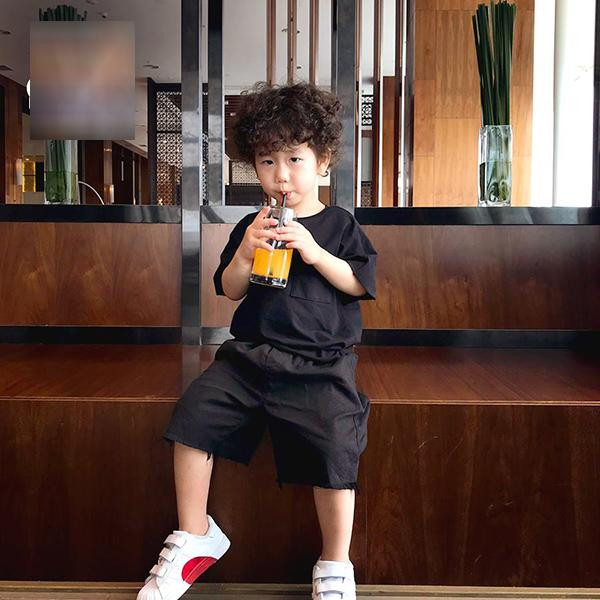 noi chang ngoa, cac co chu cung phai xach dep chay theo phong cach cua 5 nhoc ti nay - 9