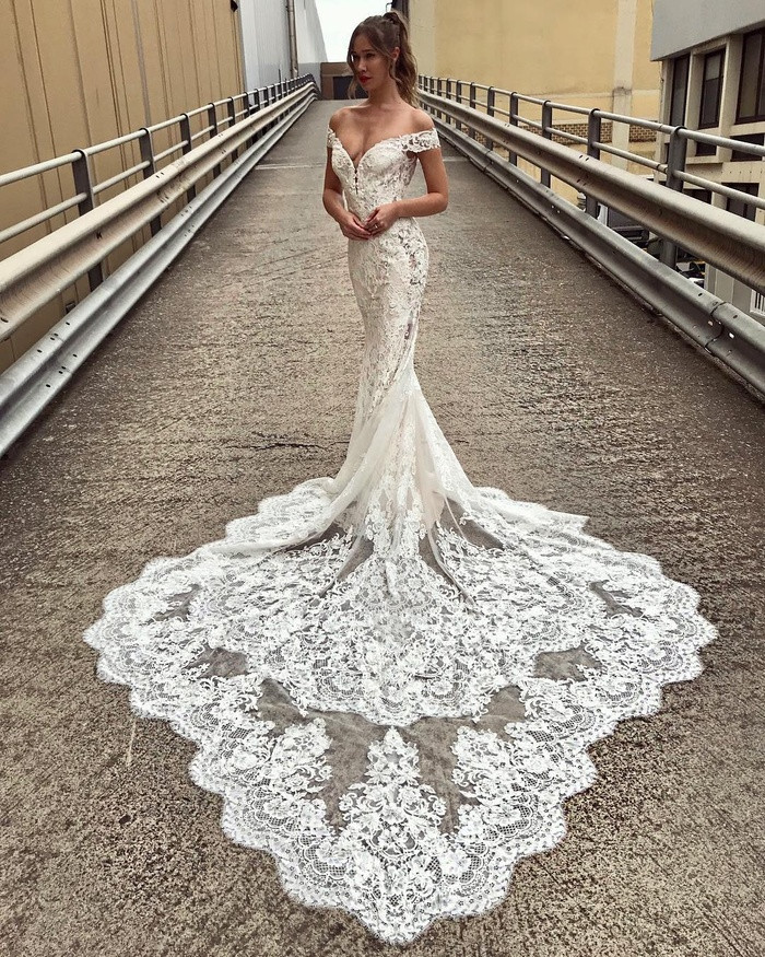 Loạt váy cưới đẹp như cổ tích này cô nàng nào chẳng muốn diện trong ngày trọng đại đời mình