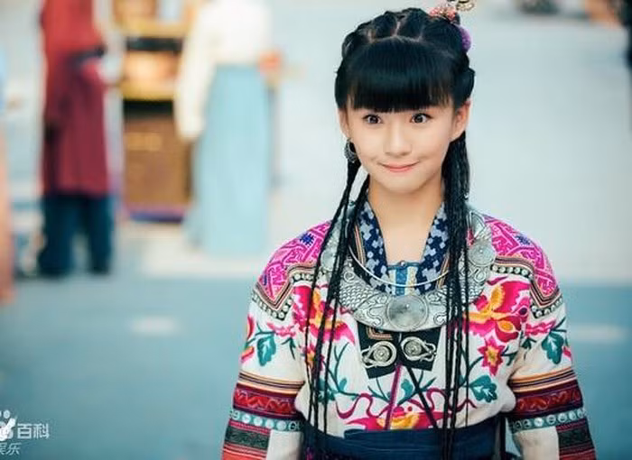 Sao nhí nổi tiếng với điệu múa xoay tròn 4 tiếng liên tục giờ ra sao? ảnh 2