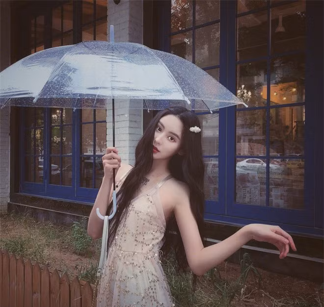 Hét hồn ảnh chưa qua photoshop của hot girl 2,5 triệu follow ảnh 4