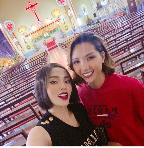 Gương mặt Elly Trần khác lạ đến mức chẳng thể nhận ra ảnh 5 Gương mặt Elly Trần khác lạ đến mức chẳng thể nhận ra ảnh 5