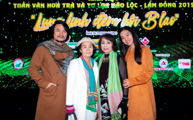 Tổng đạo diễn Hoàng Nhật Nam nhận được sự ủng hộ từ gia đình Tổng đạo diễn Hoàng Nhật Nam nhận được sự ủng hộ từ gia đình