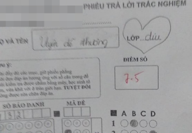 Học sinh "Thả thính" giáo viên.
