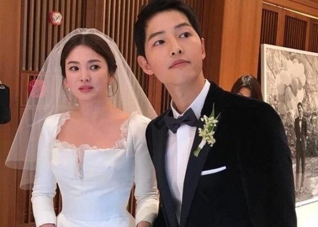 Song Hye Kyo cũng và Song Joong Ki.