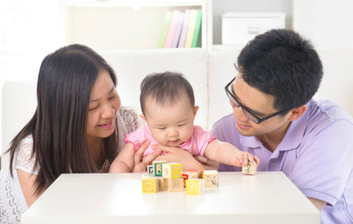 Có con cái, bạn sẽ bận rộn hơn nhưng cũng có thêm nhiều niềm vui. Ảnh minh họa:Bahaiblog. ban-ron-9794-1434158455.jpg