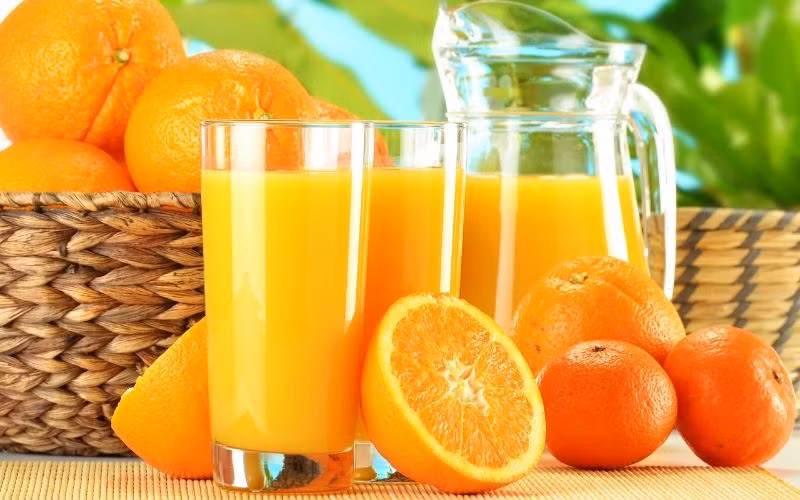 Uống nước cam vào thời điểm này khiến chất dinh dưỡng đều 'tan' sạch