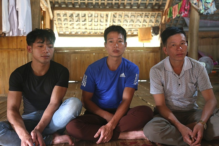 Anh Đặng Viết Sơn, Đặng Văn Quang và Bàn Văn Thái (từ trái qua).Ảnh:Phạm Dự. Đặng Viết Sơn, Đặng Văn Quang và Bàn Văn Thái (từ trái qua).Ảnh: Phạm Dự.