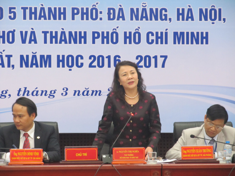 Thứ trưởng Nguyễn Thị Nghĩa phát biểu kết luận Hội nghị.