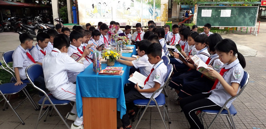 Học sinh tham gia "Ngày hội đọc sách"