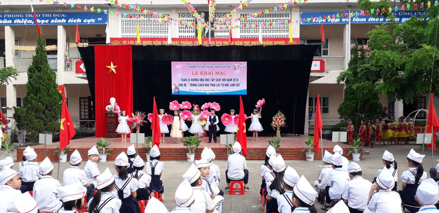 Các tiết mục văn nghệ đặc sắc được tổ chức trong lễ khai mạc