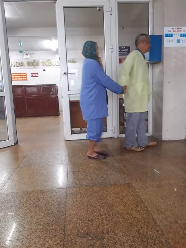 Chuyện tình ông bà anh truyền cảm hứng cho giới trẻ về việc phải nắm chặt tay nhau hơn - Ảnh 3.