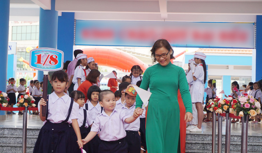 Vun trồng để mầm non nở hoa là mong muốn của mọi thế hệ thầy cô. 