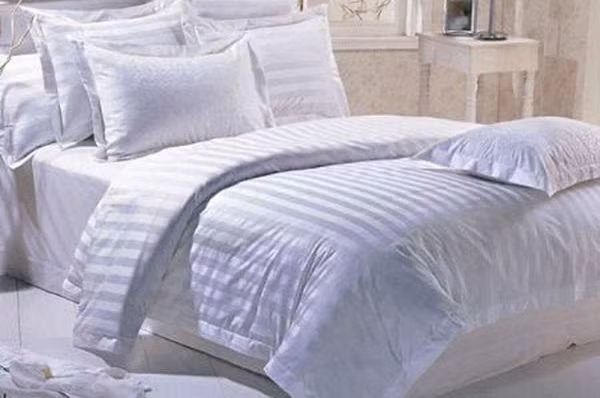 7 mon noi that mang ve phi tien, nha giau khong de y nhung nha ngheo vay tien de mua - 6