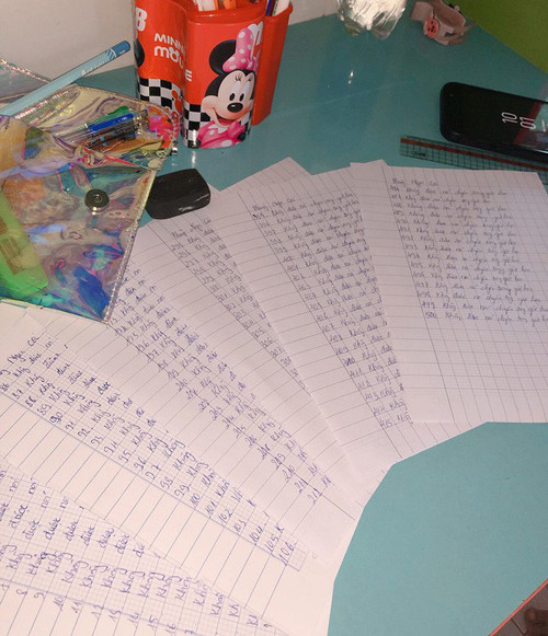 Câu chép phạt "kinh điển" ám ảnh nhất cuộc đời học sinh ảnh 2 Chép phạt 500 lần không được nói chuyện trong giờ học.