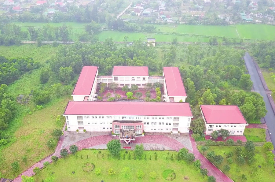 Dự án mới chỉ hoàn thành giai đoạn 1 trên diện tích đất hơn 8ha. Dự án mới chỉ hoàn thành giai đoạn 1 trên diện tích đất hơn 8ha.