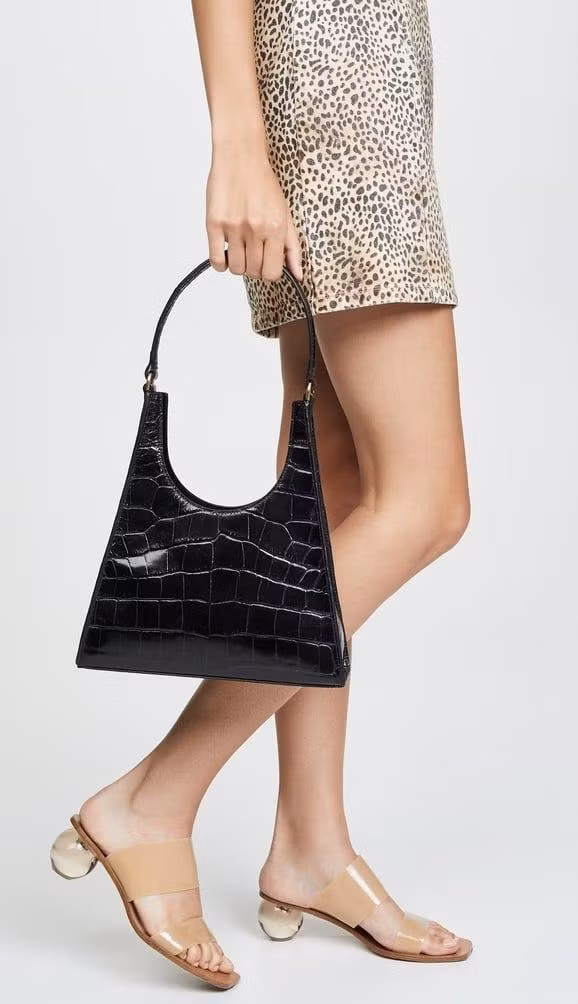 12 túi xách “đáng đồng tiền bát gạo” tín đồ thời trang không đầu tư thì quá phí