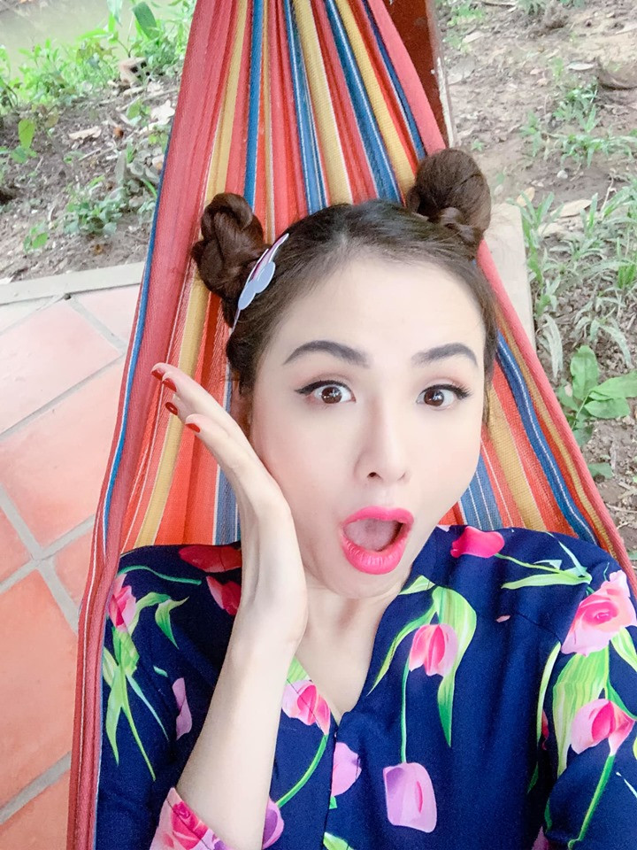 Hoa hậu Diễm Hương: "Tôi mất hàng triệu đô trong 9 năm đăng quang" ảnh 7 Hoa hậu Diễm Hương: Tôi mất hàng triệu đô trong 9 năm đăng quang-8