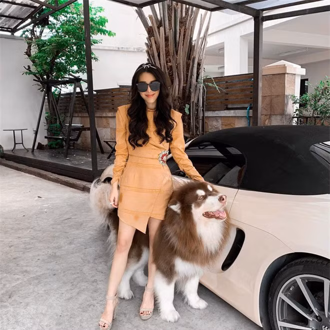 Cuộc sống xa hoa, sang chảnh đúng chuẩn “sinh ra đã ngậm thìa vàng” của hotgirl Thái Lan ảnh 12
