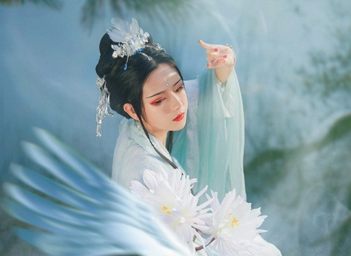 Để khiến Hán Vũ đế thương nhớ cả đời, ca kỹ đẹp tuyệt trần đã làm điều tàn nhẫn này hình ảnh 6 de khien han vu de thuong nho ca doi, ca ky dep tuyet tran da lam dieu tan nhan nay hinh anh 6