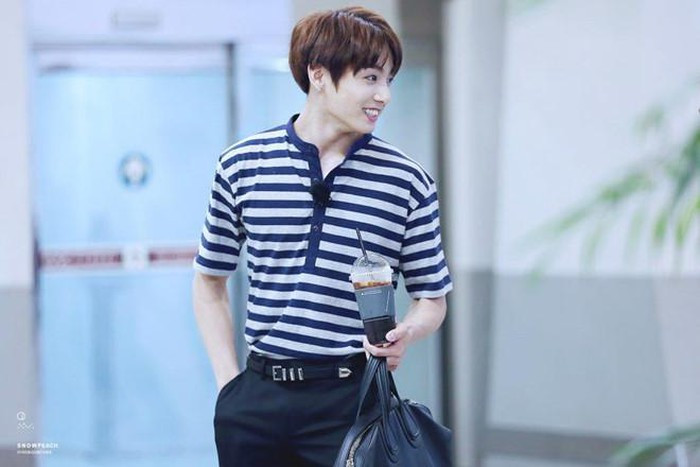 Sao nam 9X nổi tiếng nhất Hàn Quốc thường ngày mặc gì? ảnh 7 Sao nam 9X nổi tiếng nhất Hàn Quốc thường ngày mặc gì? ảnh 7