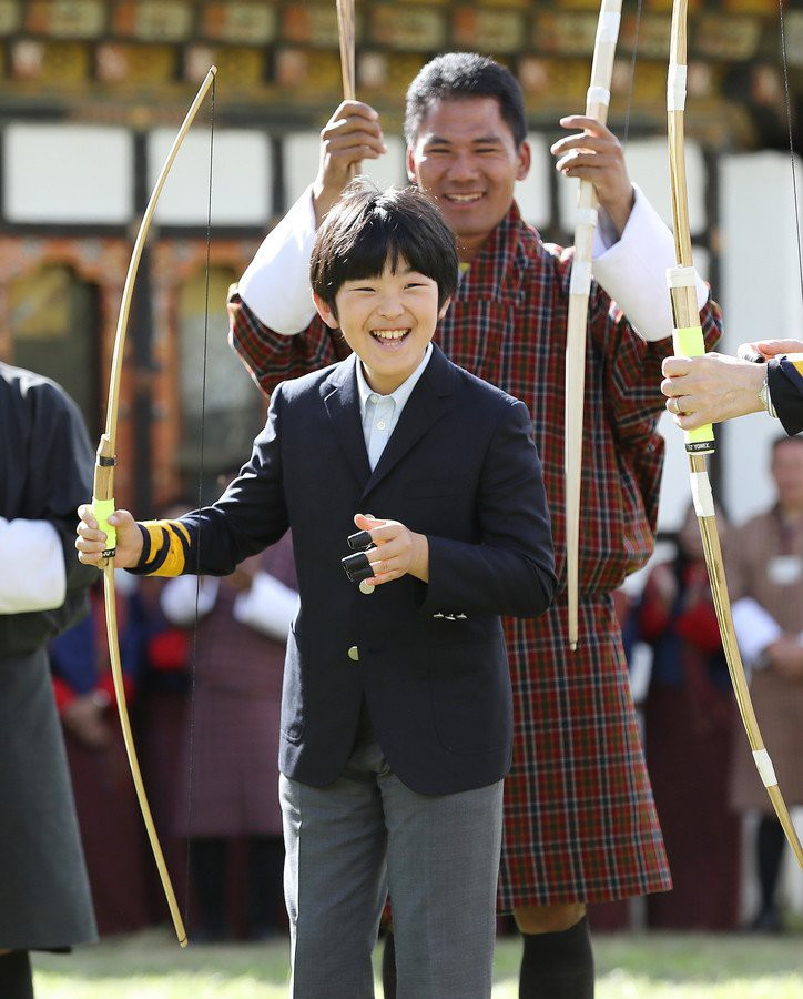 Hoàng tử nhỏ Nhật Bản gây sốt cộng đồng mạng với hình ảnh quá đáng yêu ở Bhutan ảnh 6 Hoàng tử nhỏ Nhật Bản gây sốt cộng đồng mạng với hình ảnh quá đáng yêu ở Bhutan ảnh 6