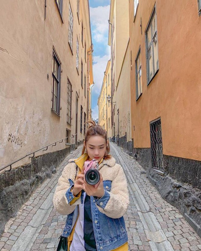 Bất ngờ phong cách "hồi teen" ở tuổi ngoài 30 của Hồ Ngọc Hà, Minh Hằng ảnh 10 Bất ngờ phong cách "hồi teen" ở tuổi ngoài 30 của Hồ Ngọc Hà, Minh Hằng ảnh 10