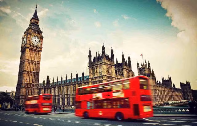 Anh quốc là một trong số quốc gia được nhiều sinh viên lựa chọn du học.
