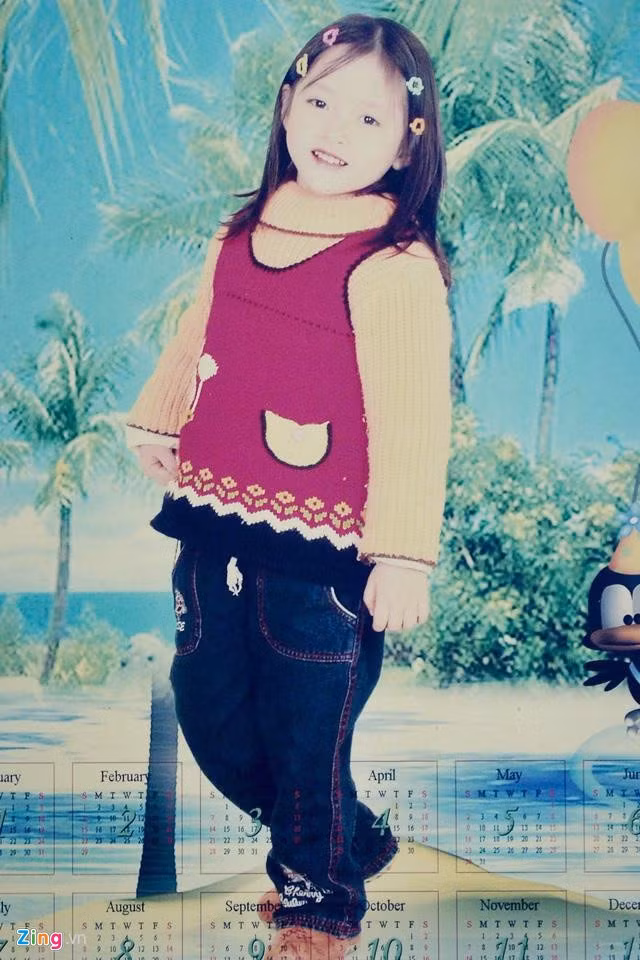 Á hậu Tường San đăng ảnh thời bé, được nhận xét nhan sắc tự nhiên - Ảnh 2.