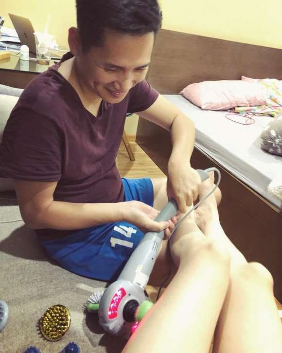 Những hình ảnh không bao giờ lên sóng của BTV Quốc Khánh - Ảnh 5. Những hình ảnh không bao giờ lên sóng của BTV Quốc Khánh - Ảnh 5.