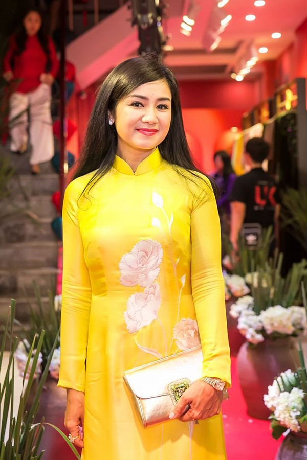 Thu Hà "Lá ngọc cành vàng”: Nhan sắc đài các trẻ mãi không già, tuổi 50 trở thành NSND hình ảnh 6 thu ha "la ngoc canh vang”: nhan sac dai cac tre mai khong gia, tuoi 50 tro thanh nsnd hinh anh 6