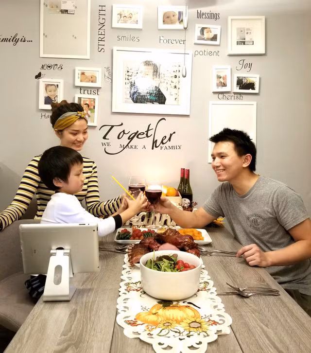 Khoa và gia đình nhỏ của mình tại Mỹ.