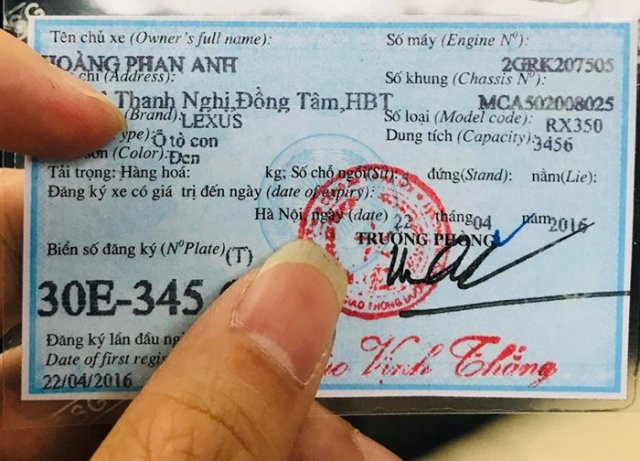 MC Phan Anh tung bằng chứng khẳng định mua xe bằng tiền tự thân. 