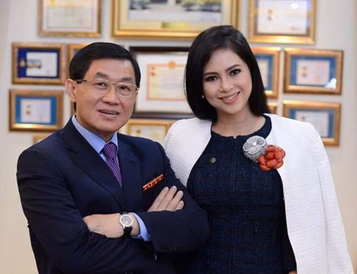 Đọ nhan sắc của Tăng Thanh Hà và mẹ chồng Thủy Tiên ảnh 4