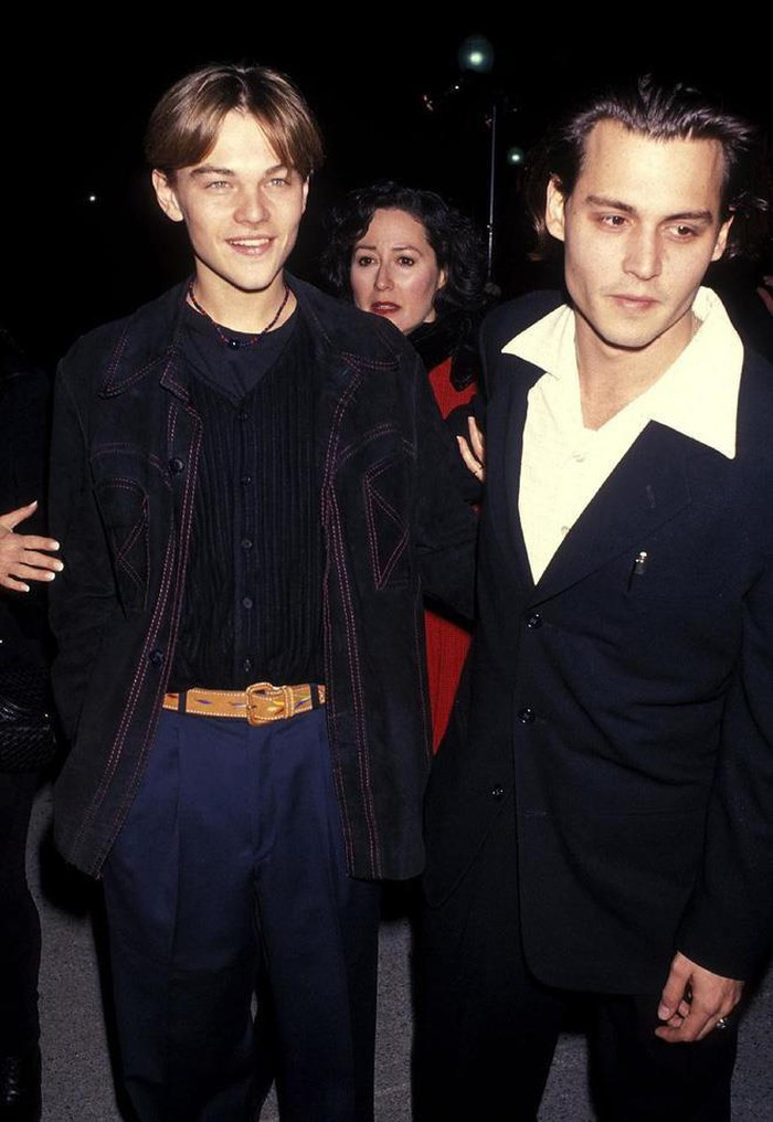 Ảnh quá khứ đầy lãng tử, phong trần của Leonardo DiCaprio, Johnny Depp và Brad Pitt ảnh 6 Ảnh quá khứ đầy lãng tử, phong trần của Leonardo DiCaprio, Johnny Depp và Brad Pitt ảnh 6