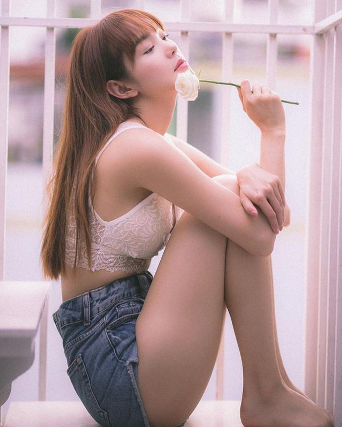 Bất ngờ phong cách "hồi teen" ở tuổi ngoài 30 của Hồ Ngọc Hà, Minh Hằng ảnh 8 Bất ngờ phong cách "hồi teen" ở tuổi ngoài 30 của Hồ Ngọc Hà, Minh Hằng ảnh 8