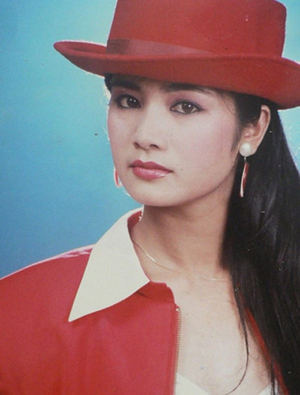 Thu Hà "Lá ngọc cành vàng”: Nhan sắc đài các trẻ mãi không già, tuổi 50 trở thành NSND hình ảnh 10 thu ha "la ngoc canh vang”: nhan sac dai cac tre mai khong gia, tuoi 50 tro thanh nsnd hinh anh 10