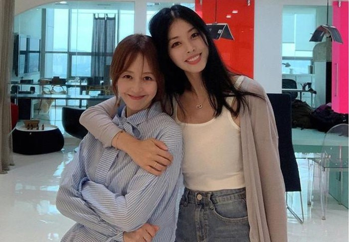 Cuộc sống hiện tại của nữ diễn viên bị chồng bạo hành suốt 32 năm ảnh 2