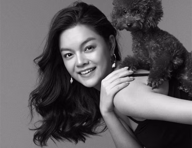 Phạm Quỳnh Anh ngày càng xinh đẹp, tuổi 35 mà ngỡ 25