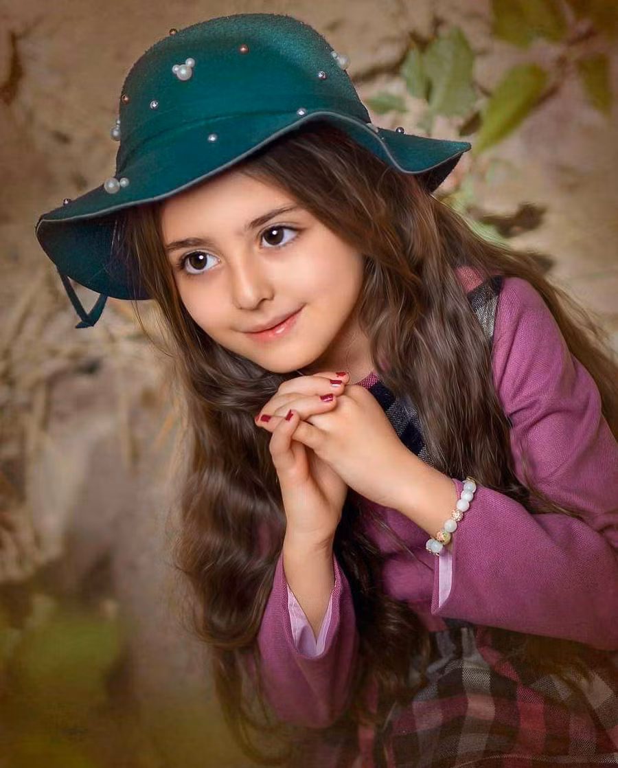 be gai 7 tuoi bi lam phien vi qua dep khien bo phai nghi viec de lam ve si - 3