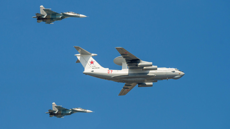 Trong tương lai, Su-57 Nga sẽ đảm nhận nhiệm vụ bảo vệ AWACS A-50U Trong tương lai, Su-57 Nga sẽ đảm nhận nhiệm vụ bảo vệ AWACS A-50U