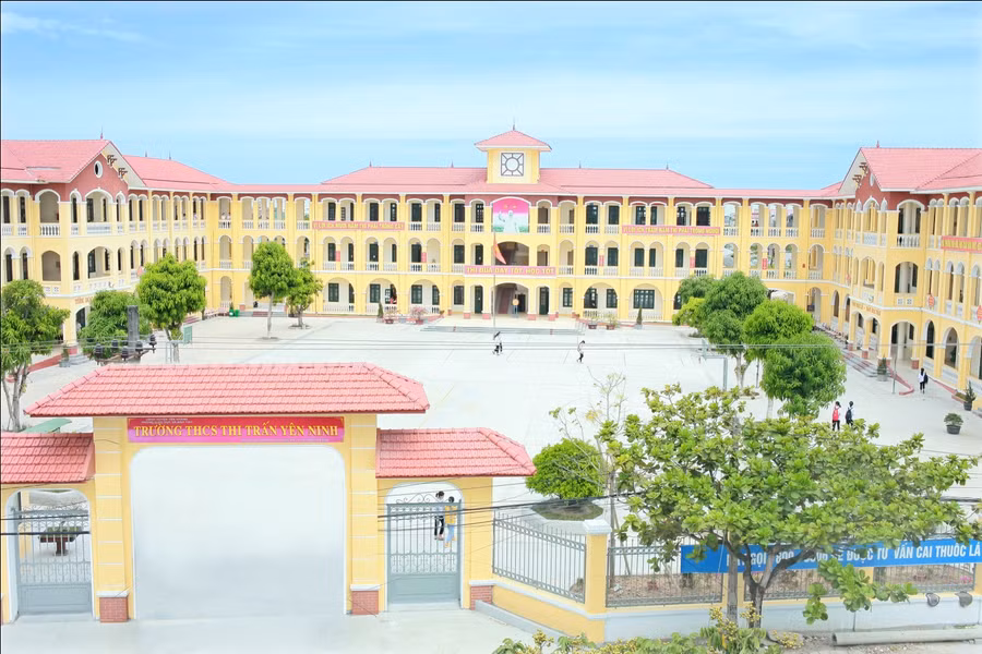 Khung cảnh nhà trường