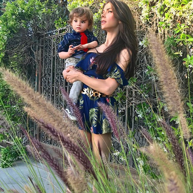 Mẹ bỉm sữa nóng bỏng nhất hành tinh khoe ảnh bụng bầu gần 7 tháng mà vẫn săn chắc như không - Ảnh 25. Mẹ bỉm sữa nóng bỏng nhất hành tinh khoe ảnh bụng bầu gần 7 tháng mà vẫn săn chắc như không - Ảnh 25.