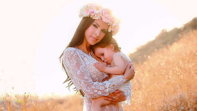 Mẹ bỉm sữa nóng bỏng nhất hành tinh khoe ảnh bụng bầu gần 7 tháng mà vẫn săn chắc như không - Ảnh 9. Mẹ bỉm sữa nóng bỏng nhất hành tinh khoe ảnh bụng bầu gần 7 tháng mà vẫn săn chắc như không - Ảnh 9.