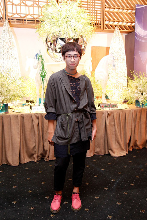 Những bộ cánh "thảm họa" tại các show thời trang Việt ảnh 8 thoi trang tham hoa phunutoday8