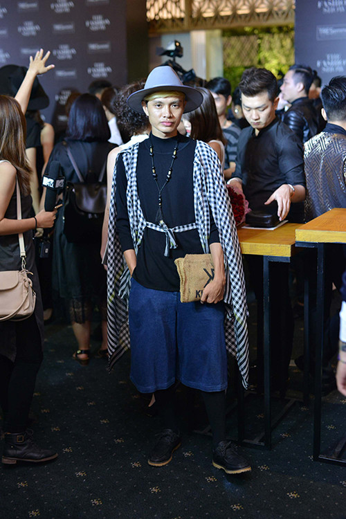 Những bộ cánh "thảm họa" tại các show thời trang Việt ảnh 2 thoi trang tham hoa phunutoday2